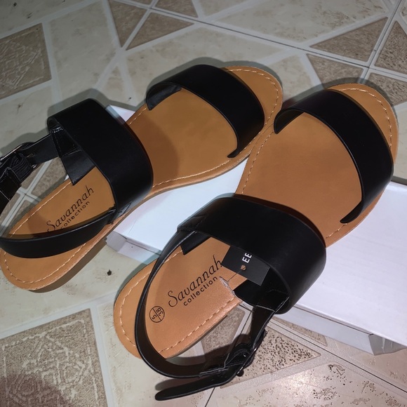 Black Sandals - Picture 2 of 4